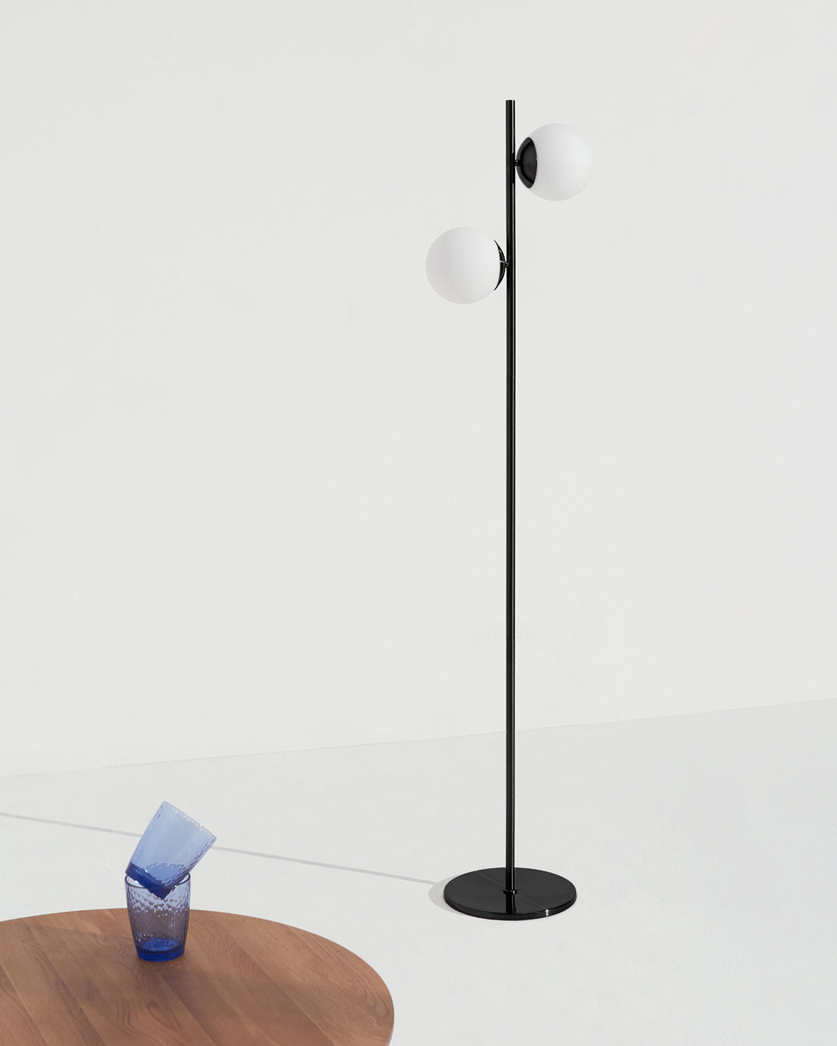 Sphere Floor Lamp