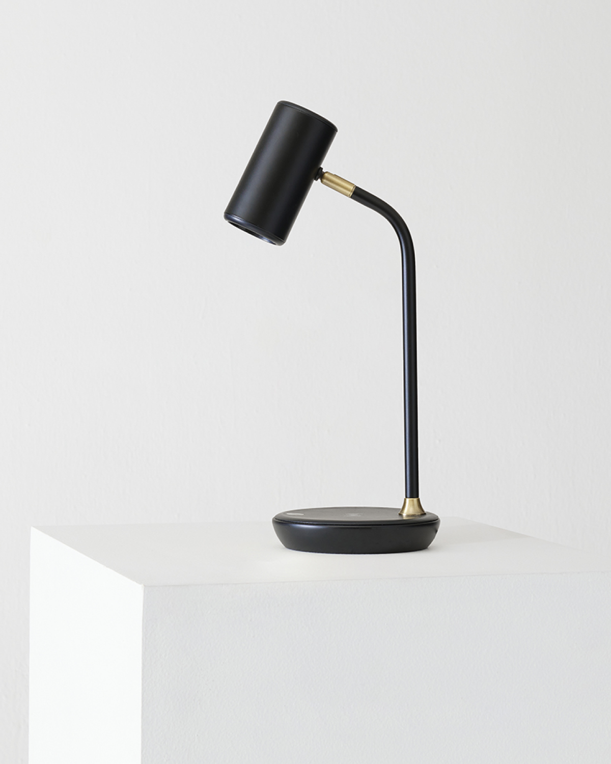 Ezra Table Lamp