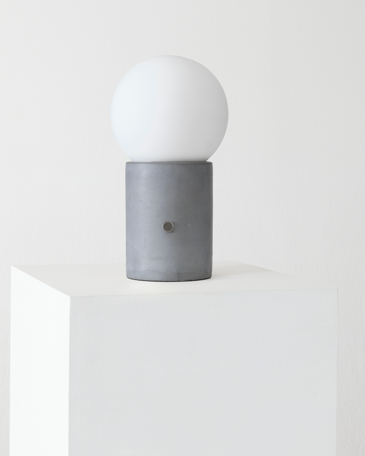 Kai Cement Lamp