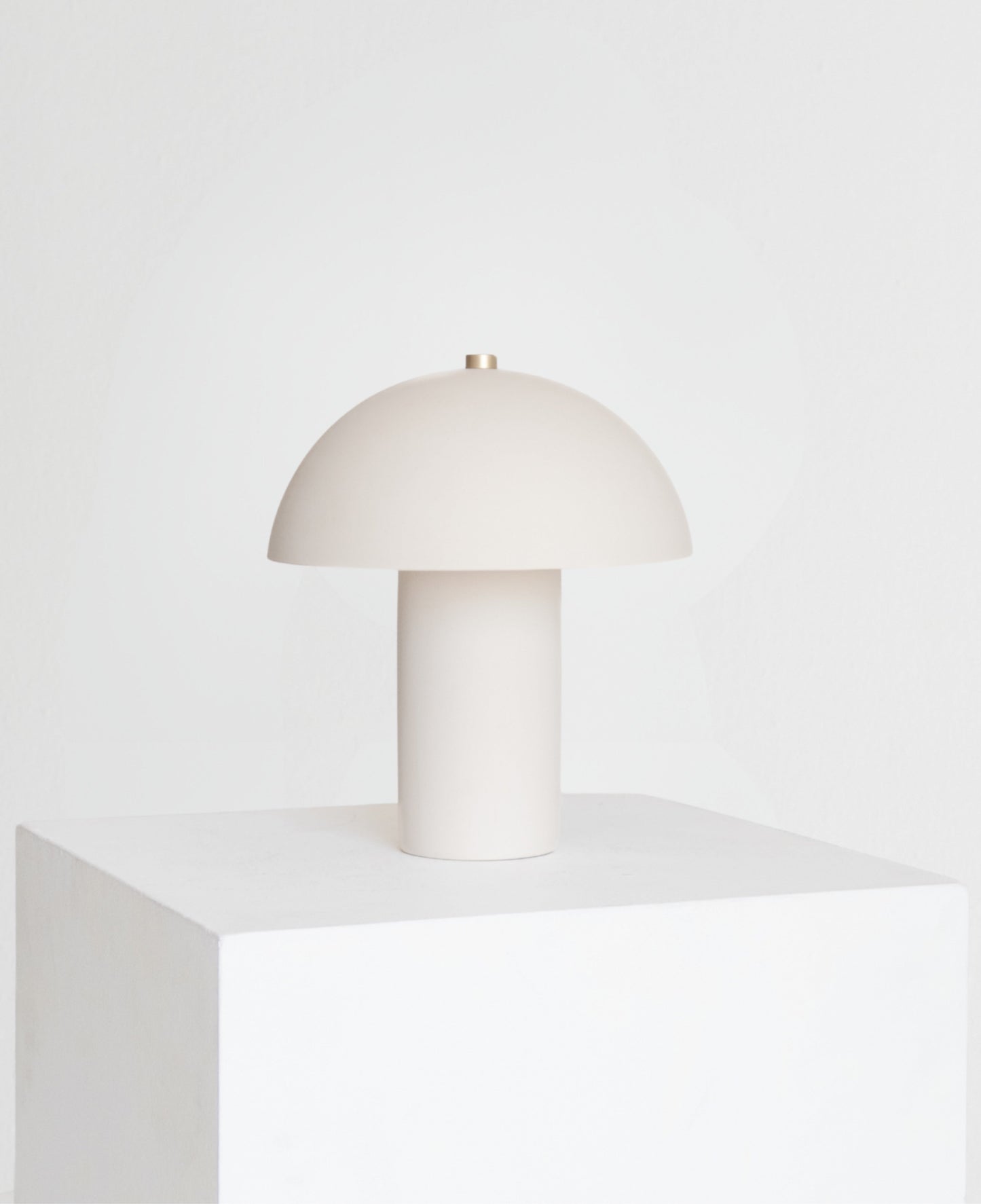 Alba Table Lamp